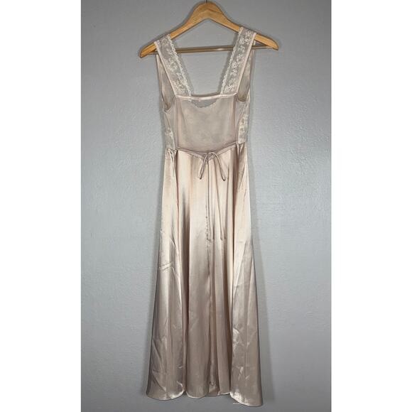 Vintage Full Length Slip Lingerie Womens Medium Cream Beige Lace Nighty Chemise - Picture 4 of 5